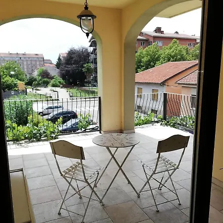 Apartamento Yellow House *